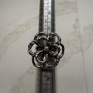 Silpada Sterling Silver Statement Flower Ring Size 8 Bold Floral